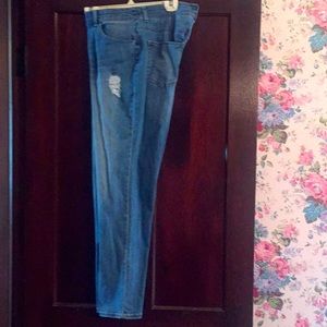 Chico’s distressed platinum Jeans